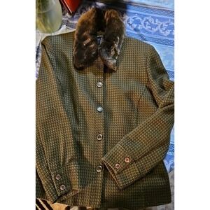 Ladies JONESWEAR Jacket - Size 8 / Faux Fur Collar (563)